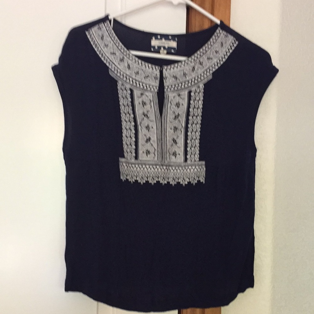 Comme Toi Dark blue embroidered top